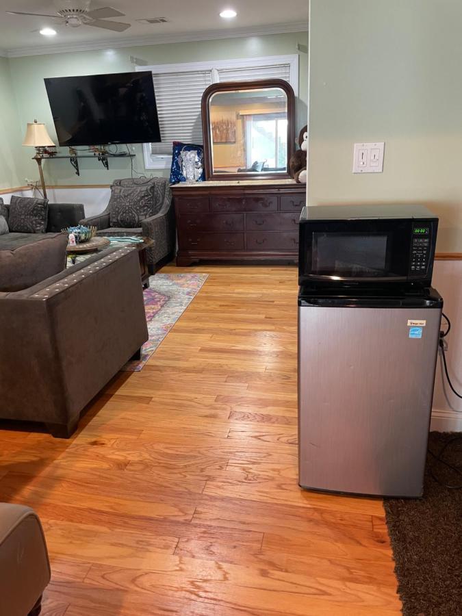 Guest Room Eatontown Exterior photo
